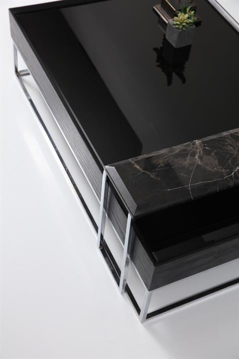 CROWN BLACK