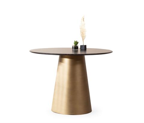 GUSTO BRASS
