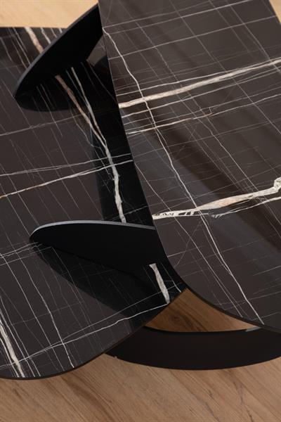 SOLID BLACK