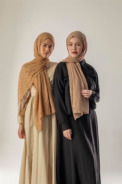 Bal Müslin Şal | Kahve Tonlarında Şal Modelleri | FlèurSpring Summer 25FlèurDAMA DESEN BAL MÜSLİN ŞAL