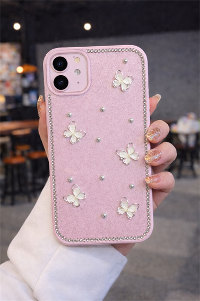 İPhone 11 Uyumlu Fiyonk Figürlü Simli İnci Taşlı Lüx Silikon Kılıf Pembe
