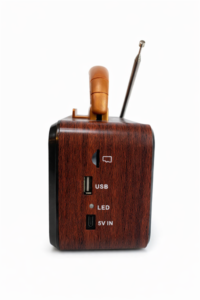 Torima D60 Nostaljik Radyo Görünümlü Fenerli Bluetooth,Hafıza Kartı,Usb Bellek,Aux Ve Radyo Destekli Hoparlör Kızıl Ahşap