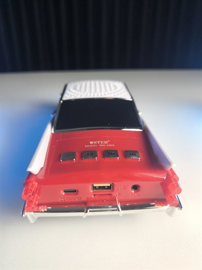 WS-1965 Nostaljik Araba Görünümlü Bluetooth,Hafıza Kartı,Usb Bellek,Aux Ve Radyo Destekli Hoparlör (Kırmızı)