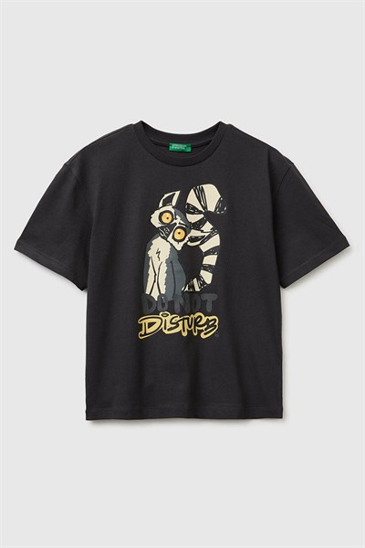 United Colors of Benetton Erkek Çocuk Ön Baskı Detaylı Bisiklet Yaka T-Shirt Antrasit Ekru 6-13 Yaş