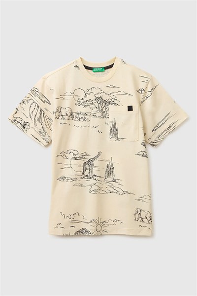 United Colors of Benetton Erkek Çocuk Logo Etiket Detaylı Tamamı Baskılı T-Shirt Bej 6-14 Yaş