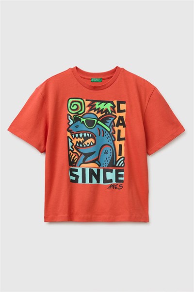 United Colors of Benetton Erkek Çocuk Ön Baskı Detaylı Bisiklet Yaka T-Shirt Kırmızı Ekru 6-13 Yaş