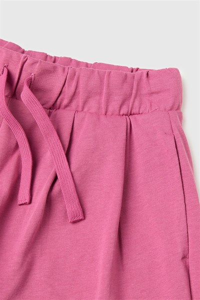 United Colors of Benetton Kız Çocuk Logo İşleme Detaylı Yan Cepli Bermuda Şort Gül Kursu 6-14 Yaş