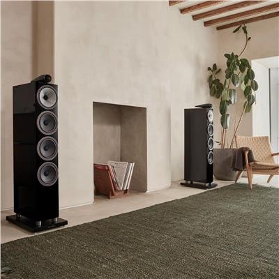 Bowers & Wilkins 702 S3 Tower/Kule Hoparlörler Parlak Siyah Çift