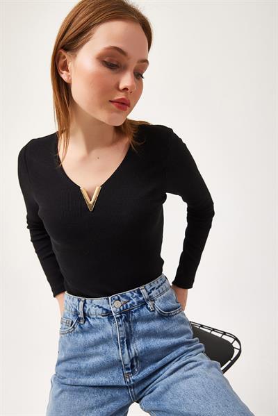 V Yaka Triko Bluz Siyah
