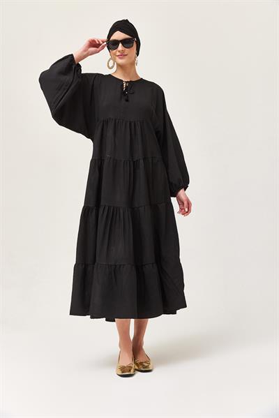 Yakası İpli Kat Model Elbise Siyah