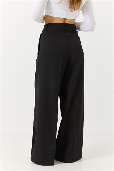 Kadın Yanlardan Şeritli Bol Paça Kumaş Pantolon