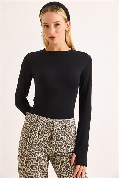 Kadın Parmak Geçirmeli Uzun Kollu Düz BLuz Siyah 