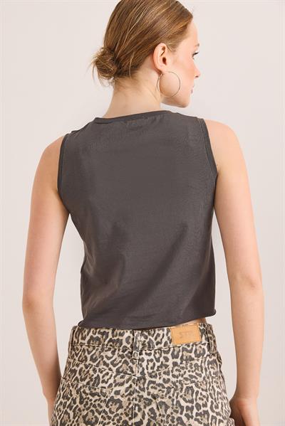 Sıfır Kol Yuvarlak Yaka Havalı Crop Tshirt Füme