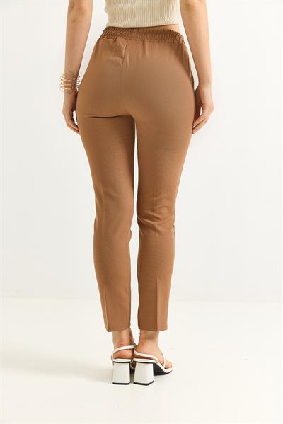 Beli Lastikli Kısa Paça Double Krep Pantolon Camel