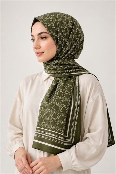 Kadın Monogram Desenli 180X70 Ölçülü Şal Yeşil