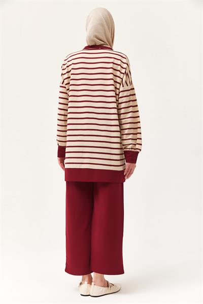 Yakası Düğmeli Çizgili İkili Takım Bordo