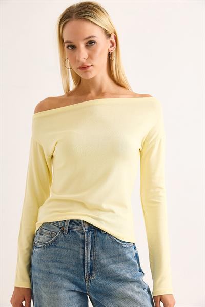 Kadın Geniş Yaka Uzun Kollu Bluz Sarı