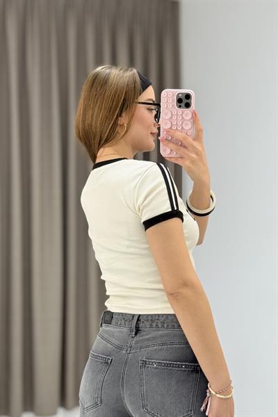 Bisiklet Yaka Şerit Detaylı Kadın Crop Tshirt Krem