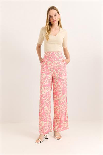 Bol Paça Beli Kalın Kemerli Pantolon Pembe