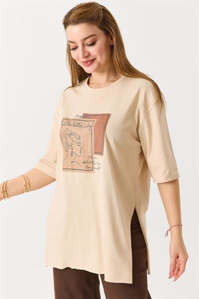 Kadın Figürlü Baskılı Bisiklet Yaka Tshirt Krem