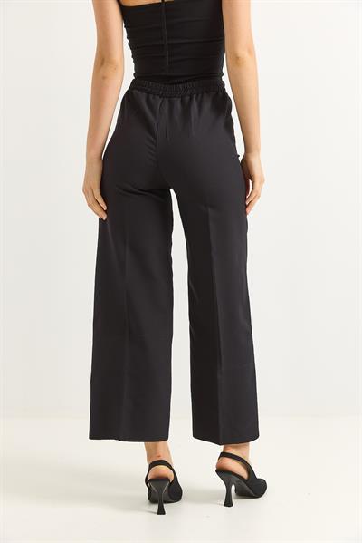 Bel Kuşaklı Bol Paça Krep Pantolon Siyah