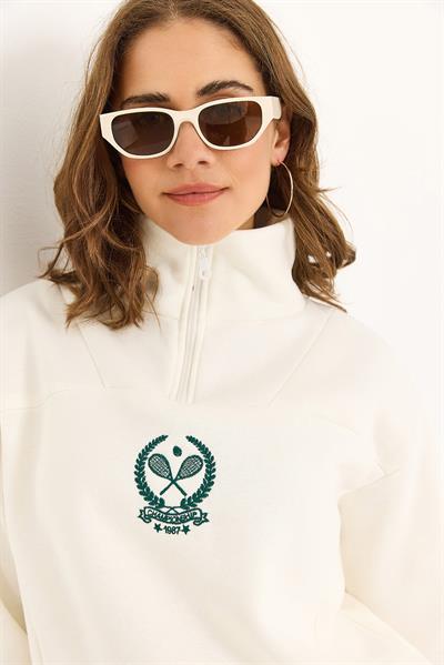 Kadın Dik Yaka Fermuarlı Roket Baskılı Sweatshirt Beyaz