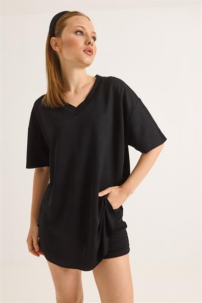 V Yaka Arkası Uzun Basic Tshirt Siyah