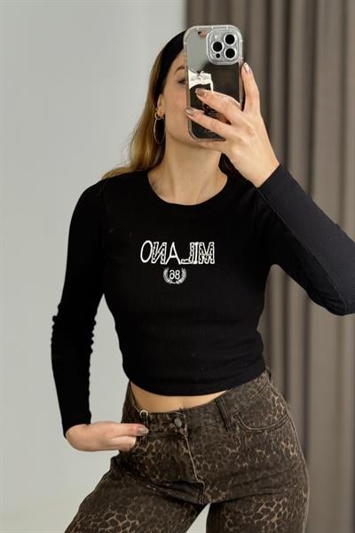 Kadın Uzun Kollu Kaşkorse Yazı Baskılı Crop Bluz Siyah