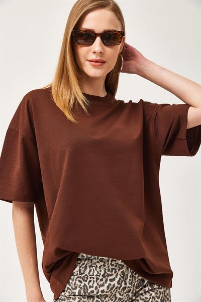 Basic Bisiklet Yaka Tshirt Kahverengi