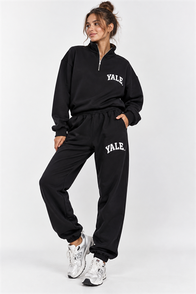 Kadın Dik Yaka Fermuarlı Yale Baskılı Sweatshirt &Jogger Lastikli Paça Eşofman Takımı Siyah