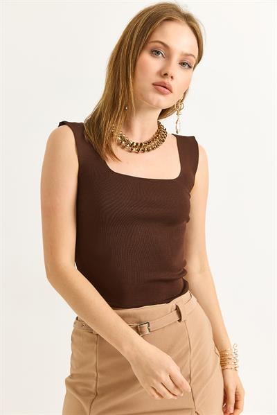  Kare Yaka Crop Triko Bluz Kahve