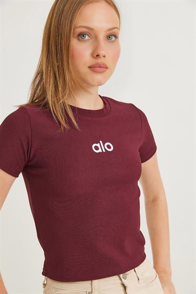 Bisiklet Yaka Alo Nakışlı Fitilli Crop Bluz Bordo