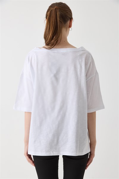 Kadın V Yaka Oversize Salaş Tshirt Beyaz