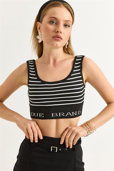 Çizgi Desenli Geniş Yaka Crop Triko Bluz Siyah