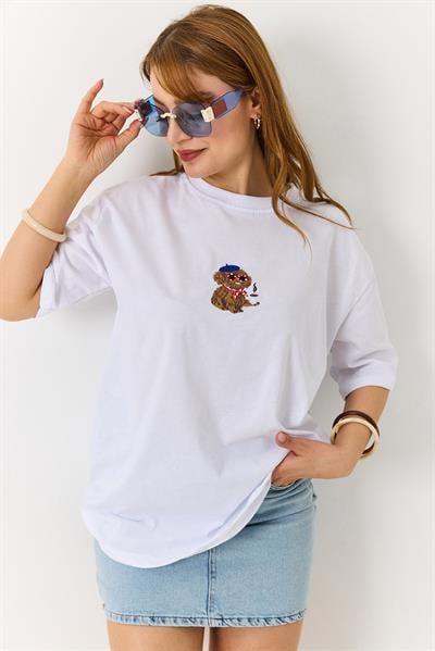 Kadın Nakışlı Bisiklet Yaka Tshirt Beyaz