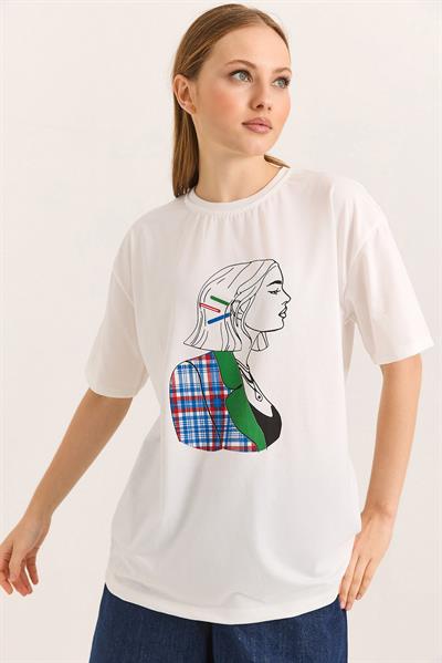 Bisiklet Yaka Desenli  Kadın Tshirt