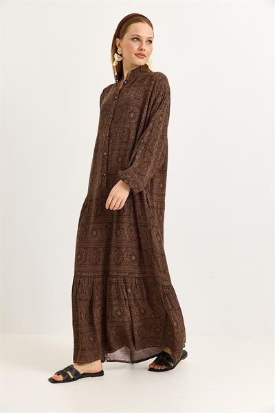 Yakası Düğmeli Viskon Etnik Desenli Rahat Elbise Kahverengi