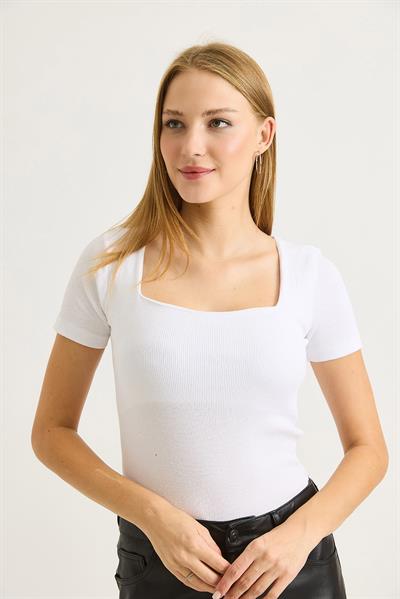 Fitilli Kare Yaka Kısa Kollu Beyaz Bluz