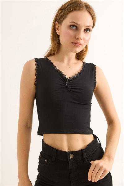 Güpürlü Büzgülü Crop Bluz Siyah