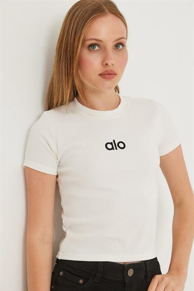 Bisiklet Yaka Alo Nakışlı Fitilli Crop Bluz Beyaz