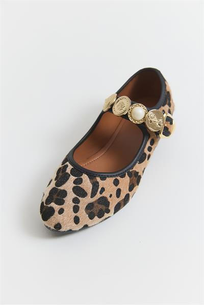 Leopar Desen Tokalı Kadın Babet Ayakkabı