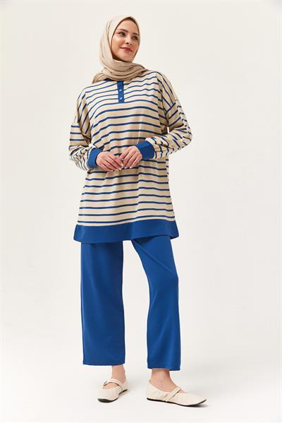 Yakası Düğmeli Çizgili İkili Takım Lacivert