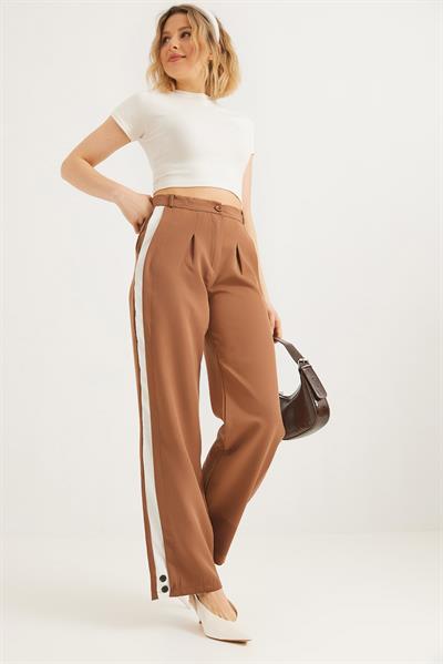 Yanları Şeritli Bol Paça Pantolon Kahverengi