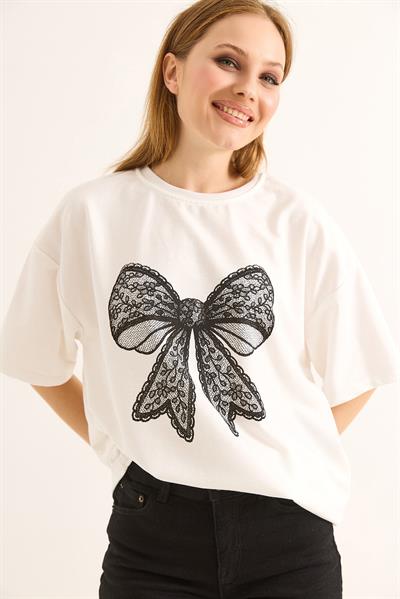 Fiyonk Baskılı Oversize Kesim Tshirt Beyaz
