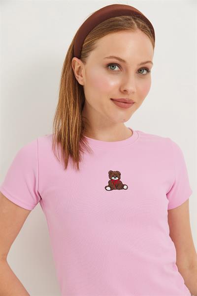 Ayıcık Nakışlı Esnek Crop Bluz Pembe