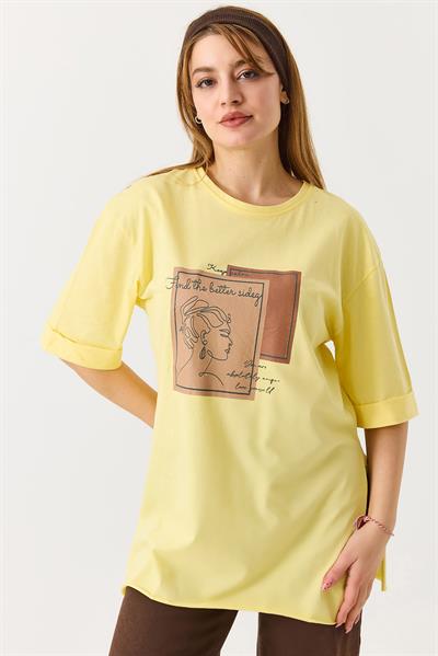 Kadın Figürlü Baskılı Bisiklet Yaka Tshirt Sarı