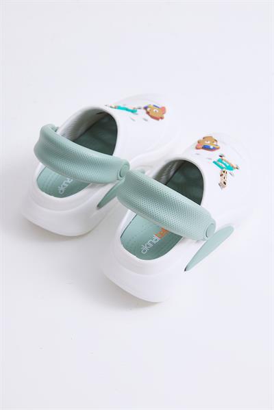 Önü Kapalı Çift Tabanlı Aksesuarlı Terlik Beyaz