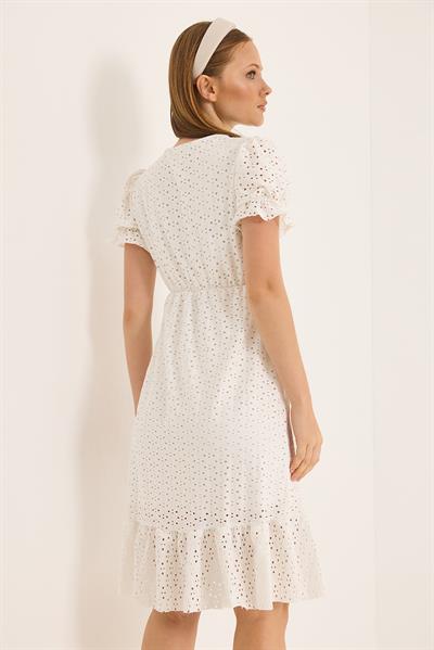 V Yaka Karpuz Kollu Full Güpürlü İçi Astarlı Elbise Ekru