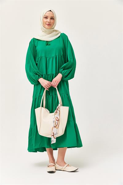 Yakası İpli Kat Model Elbise Yeşil