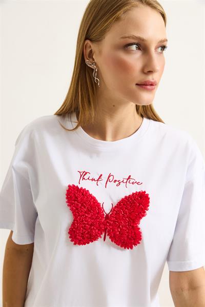 Kelebek Nakış Detaylı Bisiklet Yaka Tshirt Beyaz
